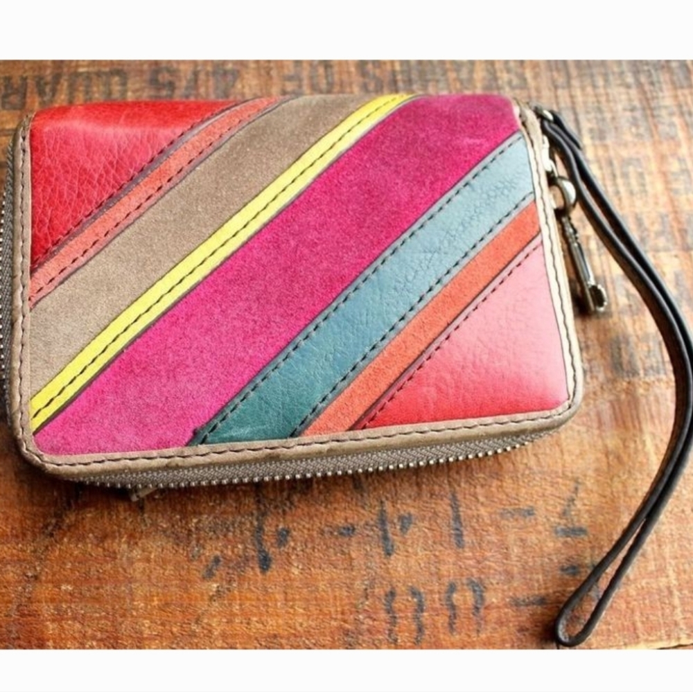 Fossil Wristlet
